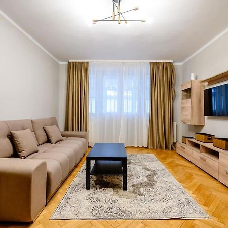 Apartamento Smiling Heaven Bucarest Exterior foto