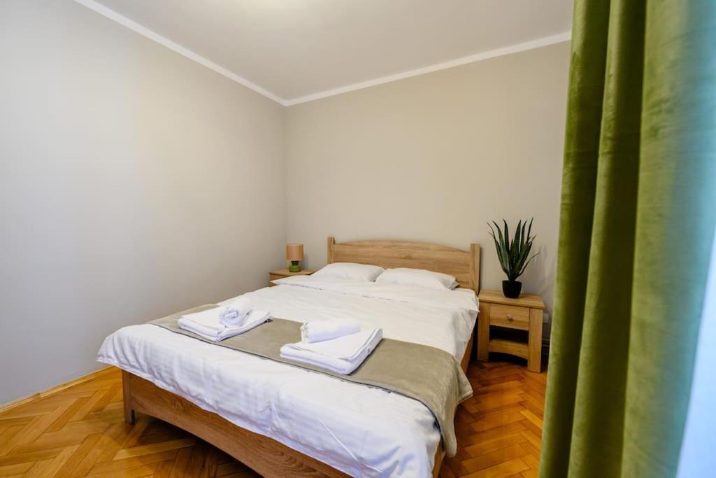 Apartamento Smiling Heaven Bucarest Exterior foto